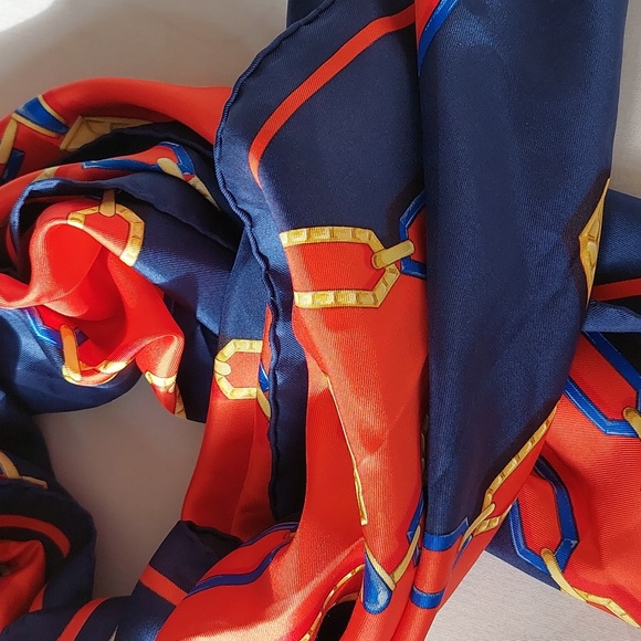 Cartier silk scarf - Picture 7 of 11